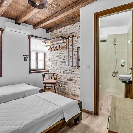 Hotel Bohem Berat Ngoại thất bức ảnh