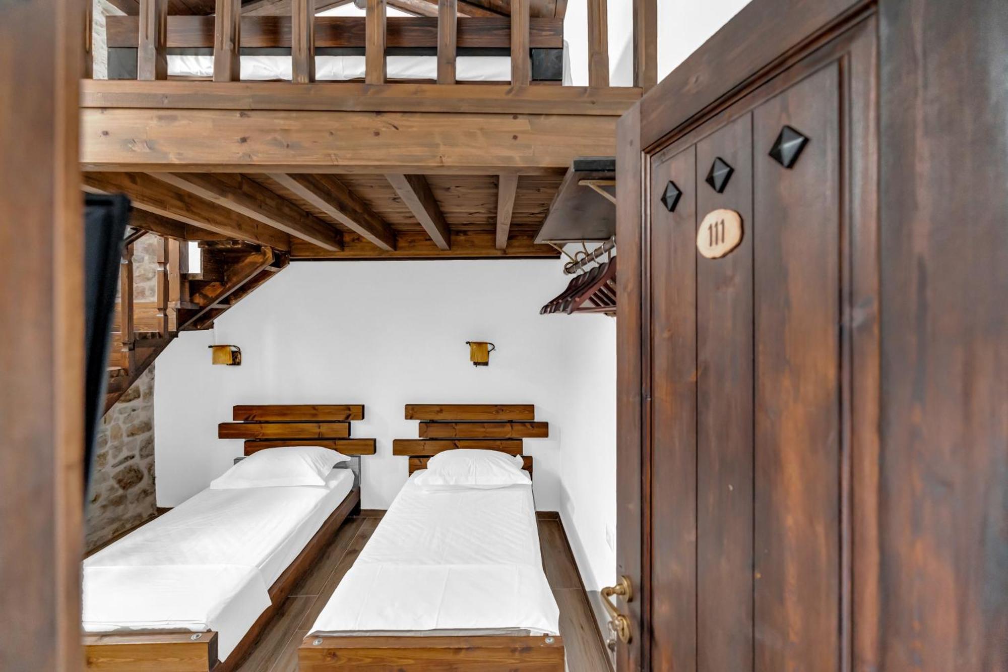 Hotel Bohem Berat Ngoại thất bức ảnh