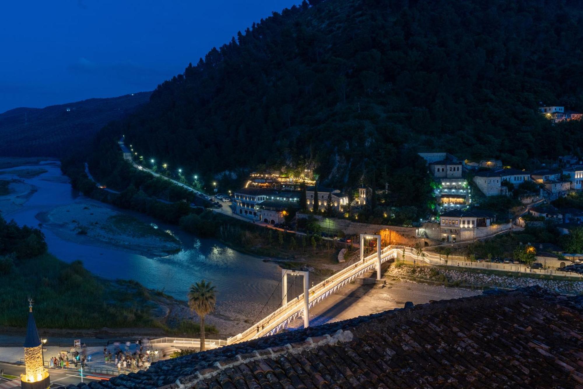 Hotel Bohem Berat Ngoại thất bức ảnh