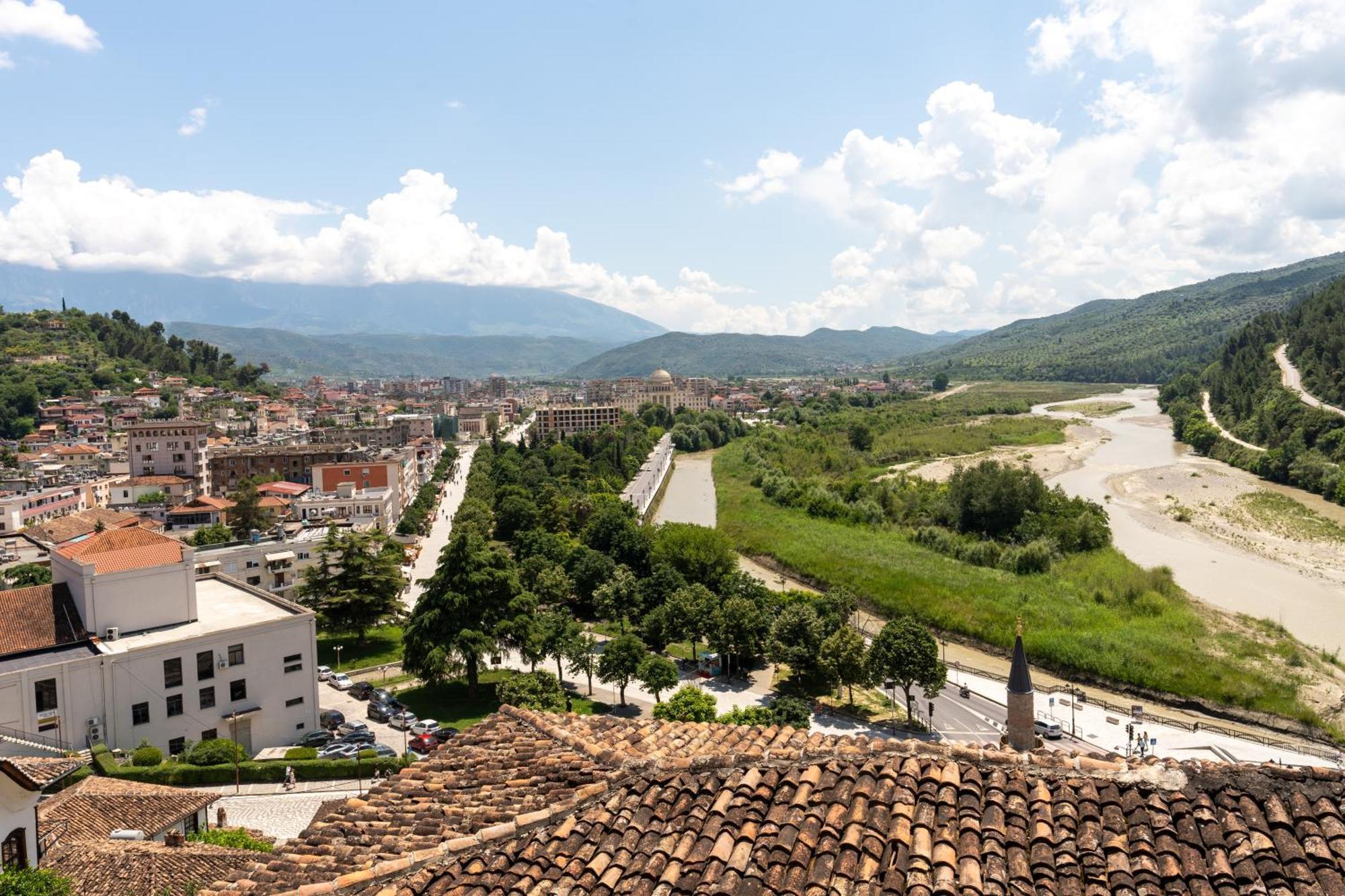 Hotel Bohem Berat Ngoại thất bức ảnh