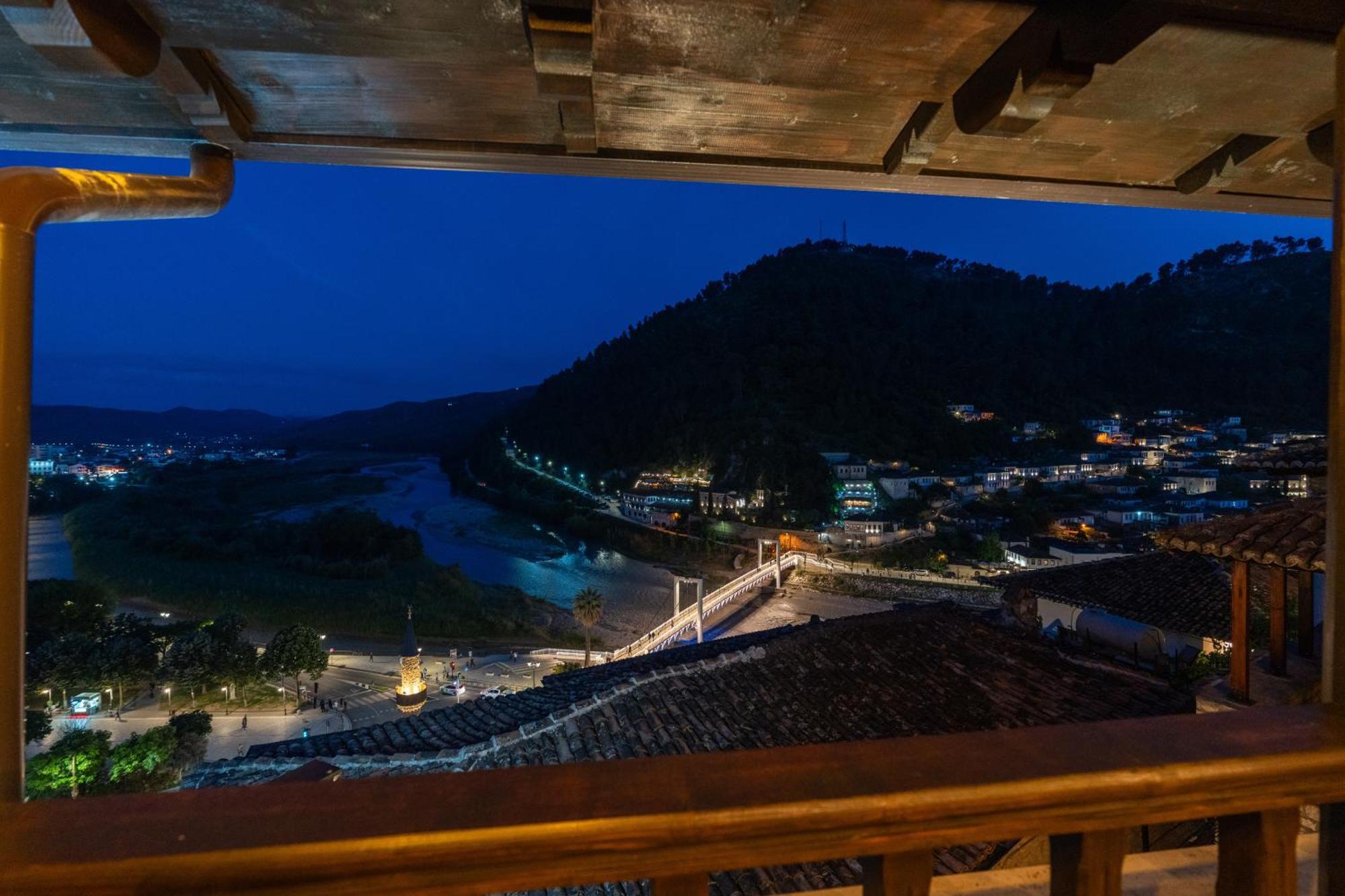 Hotel Bohem Berat Ngoại thất bức ảnh